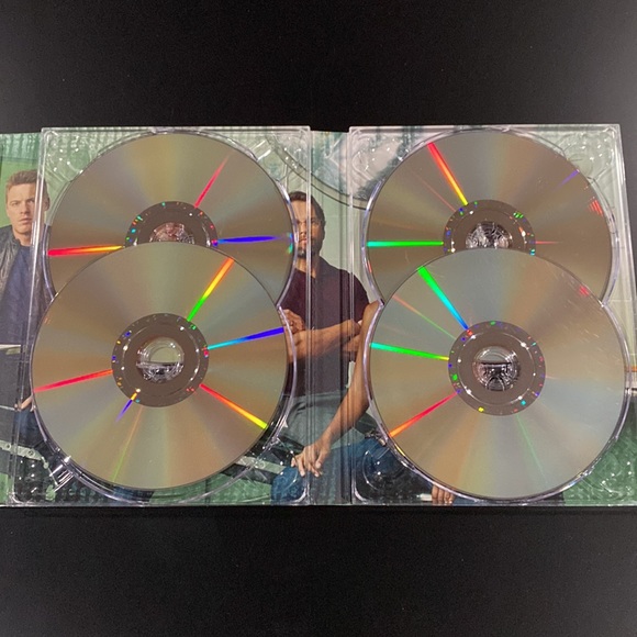 Mercy - The Complete Series - Picture 7 of 7